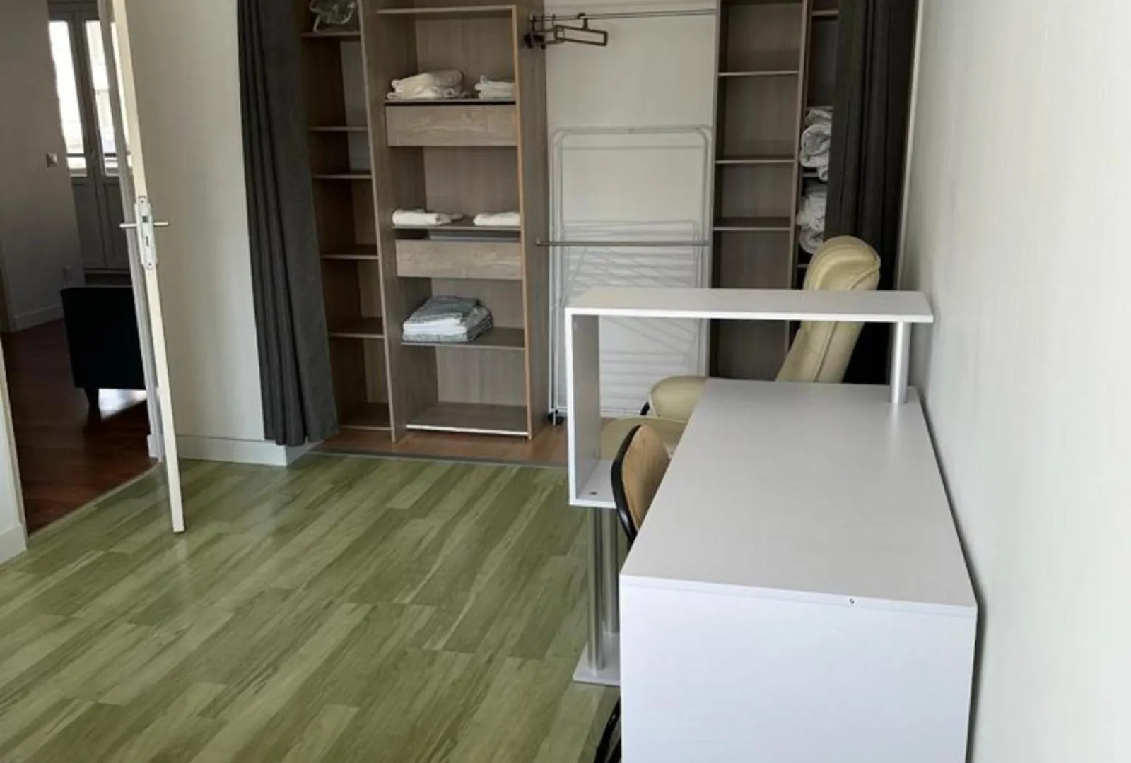 Appartement T4 Des Jardins Chambery Apartment